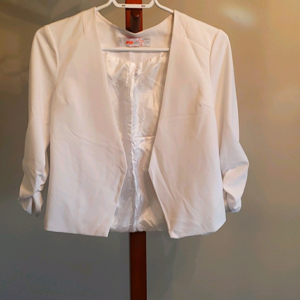 White open front blazer